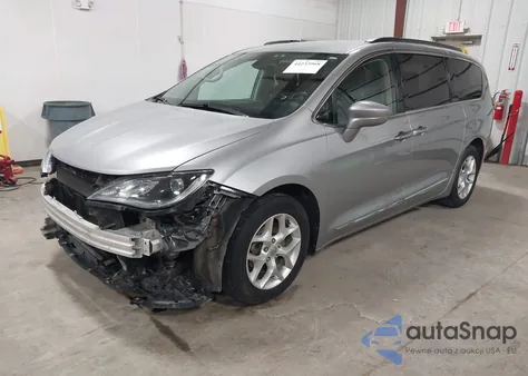 2017 Chrysler Pacifica Touring-L from USA, damaged, VIN 2C4RC1BG3HR784979